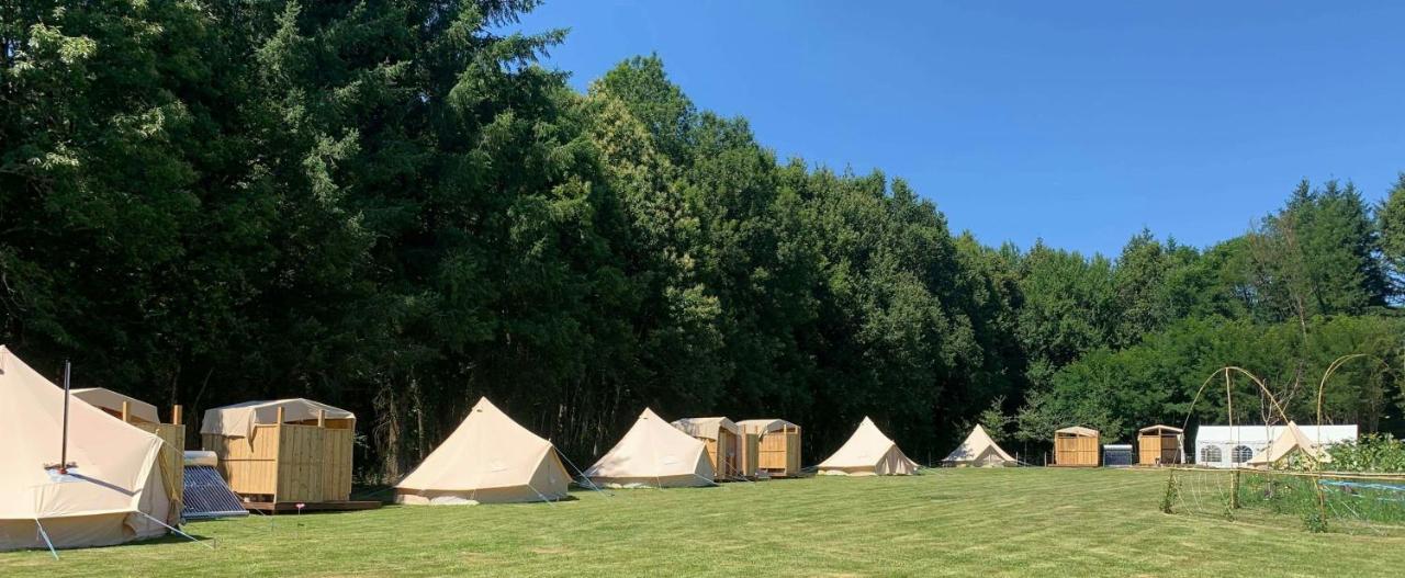 Au Pre Fleuri Eco Glamping Hotel Le Lindois ภายนอก รูปภาพ