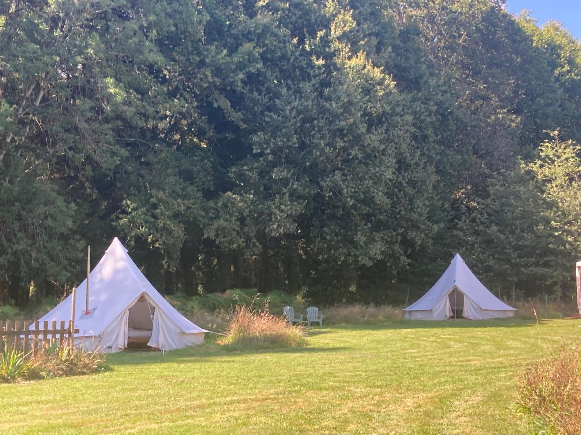 Au Pre Fleuri Eco Glamping Hotel Le Lindois ภายนอก รูปภาพ
